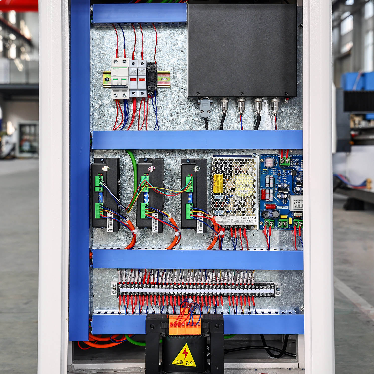 Tavolo da Taglio al Plasma CNC - Plasma Cutter 200A Industrial recensione e prezzo
