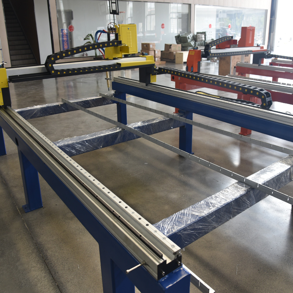 Macchina da taglio al plasma C - Plasma Table Cnc 1530 recensione e prezzo